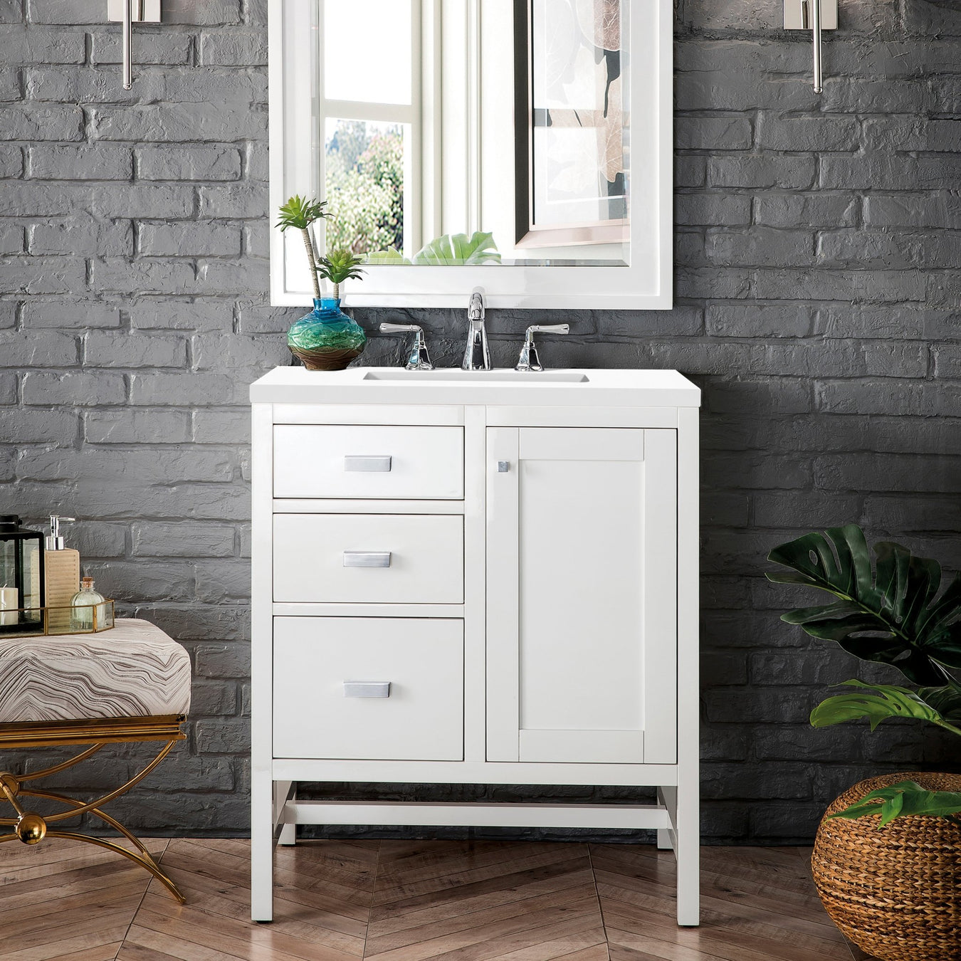 Medium Vanities (30-48”)